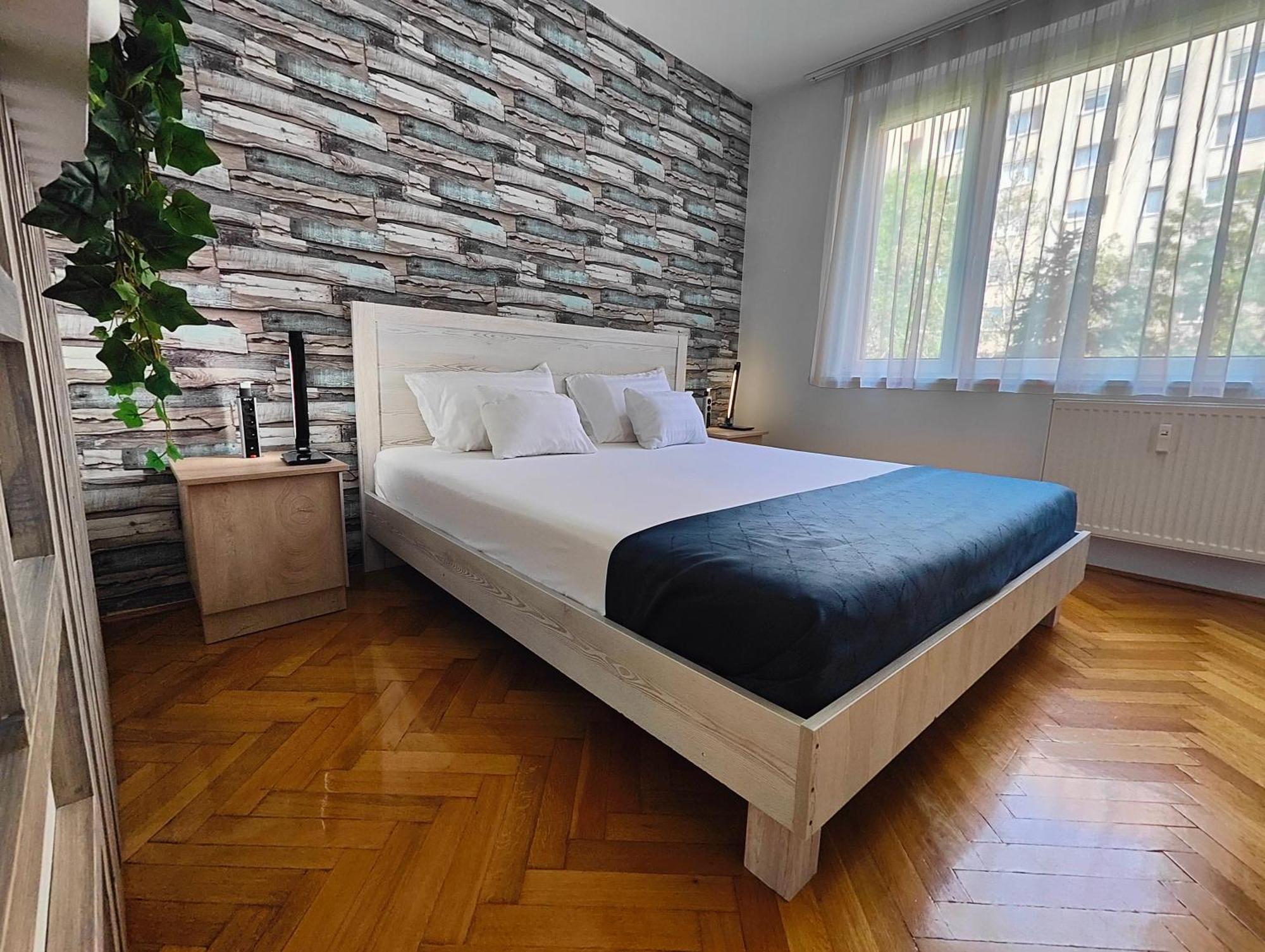 Comfort 14 -- Stylish City Apartment Netflix, Wi-Fi & Parking Miskolc Luaran gambar
